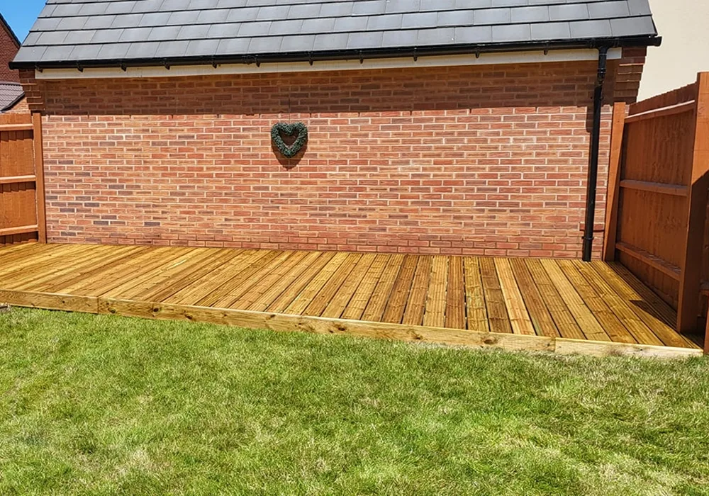decking installation in thrapston